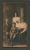 15unknown-family.jpg